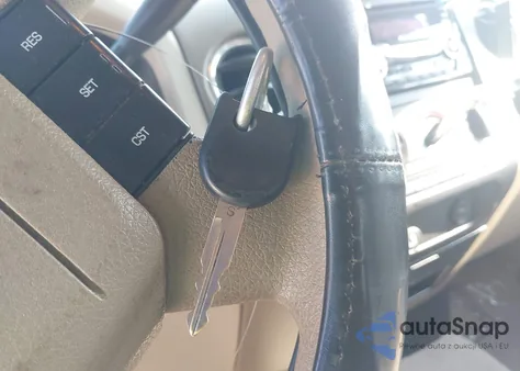 2006 Ford F-150 Lariat/Xlt from USA, damaged, VIN 1FTPW12V16KD96271